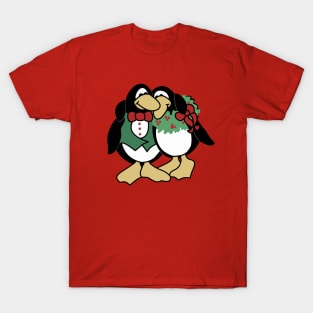 Christmas Penguin Couple In Love T-Shirt